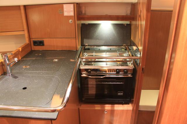 Bavaria 32 Cruiser - Photo 13