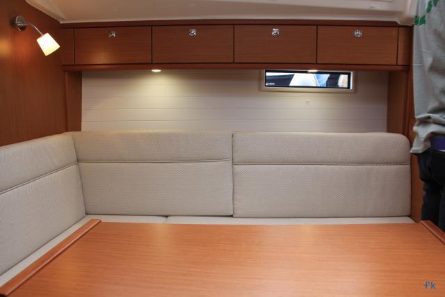 Bavaria 37 Cruiser - Photo 9