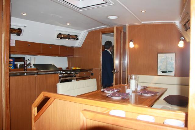 Bavaria 40 Cruiser - Photo 6