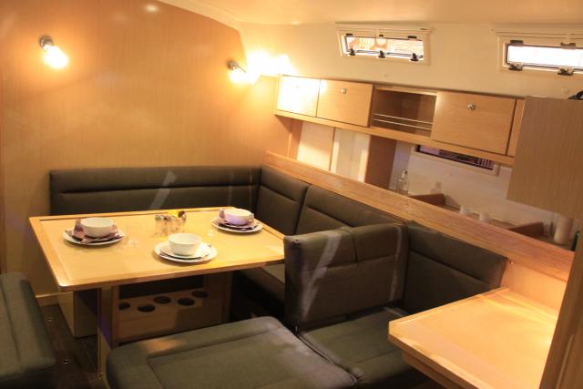 Bavaria 45 Cruiser - Photo 3