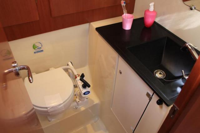 Dufour 425 Grand Large - Photo 18