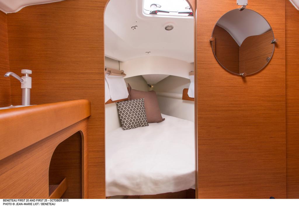 First 25 Performance - Photo 4 Bénéteau 