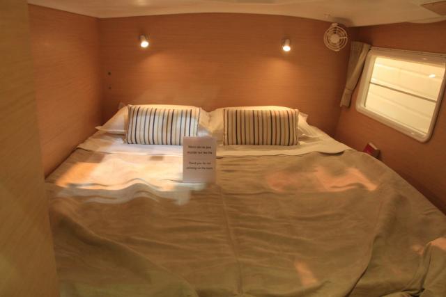 Lagoon 380 - Photo 15