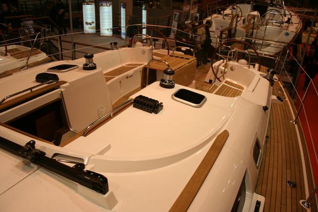 Sun Odyssey 49i - Photo 7