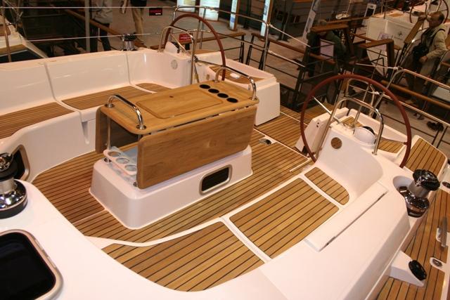 Sun Odyssey 49i - Photo 9