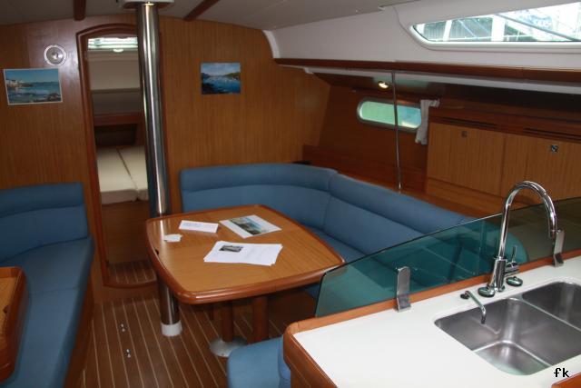 Sun Odyssey 39i - Photo 8