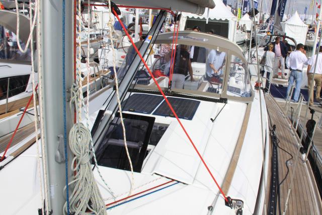 Sun Odyssey 409 - Photo 8