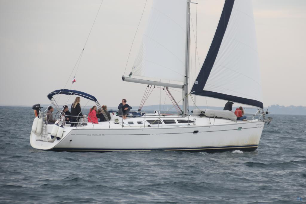 Sun Odyssey 43 - Photo 4