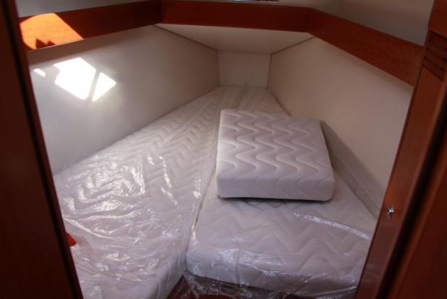 Sun Odyssey 45 - Photo 12