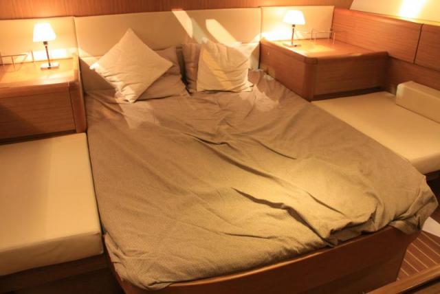 Sun Odyssey 45 DS - Photo 12