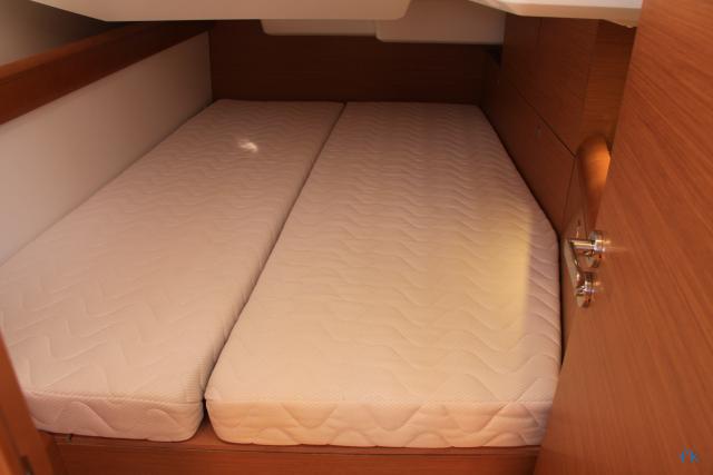 Sun Odyssey 469 - Photo 7