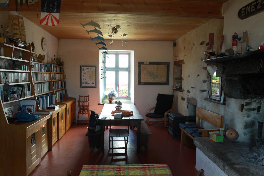 Sur l’île de Quéménès Sur l’île de Quéménès